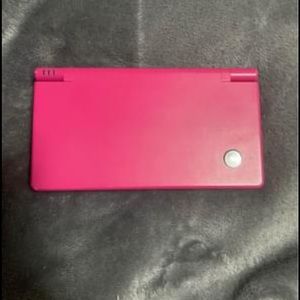 Nintendo DSi, 41 games, two cases and 9 styluses.